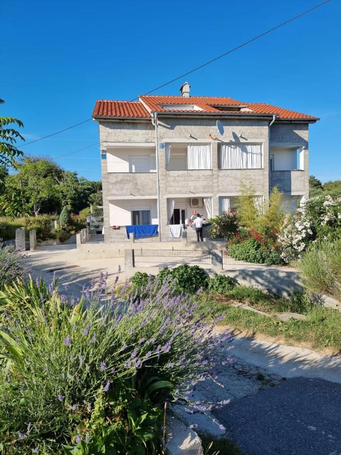 Apartmani Zekic Лопар Экстерьер фото