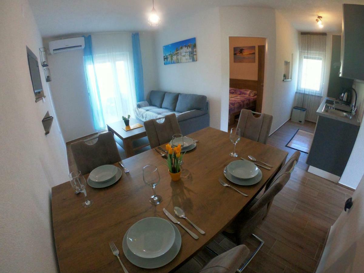 Apartmani Zekic Лопар Экстерьер фото